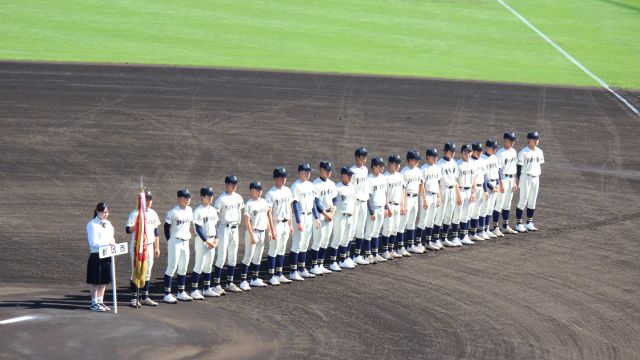 野球定期戦のようすその②
より臨場感が伝わる写真が多くなっているかと思います📸

4月は毎日ぽつぽつとフォローが増えている状態です！
これからも都城西高校をよろしくお願いします😊

#野球
#野球定期戦
#都城市営野球場
#都城泉ヶ丘高校
#都城泉ヶ丘高校野球部
#都城西高校
#都城西高校野球部
＃都城西高校吹奏楽部
＃都城西高校応援団